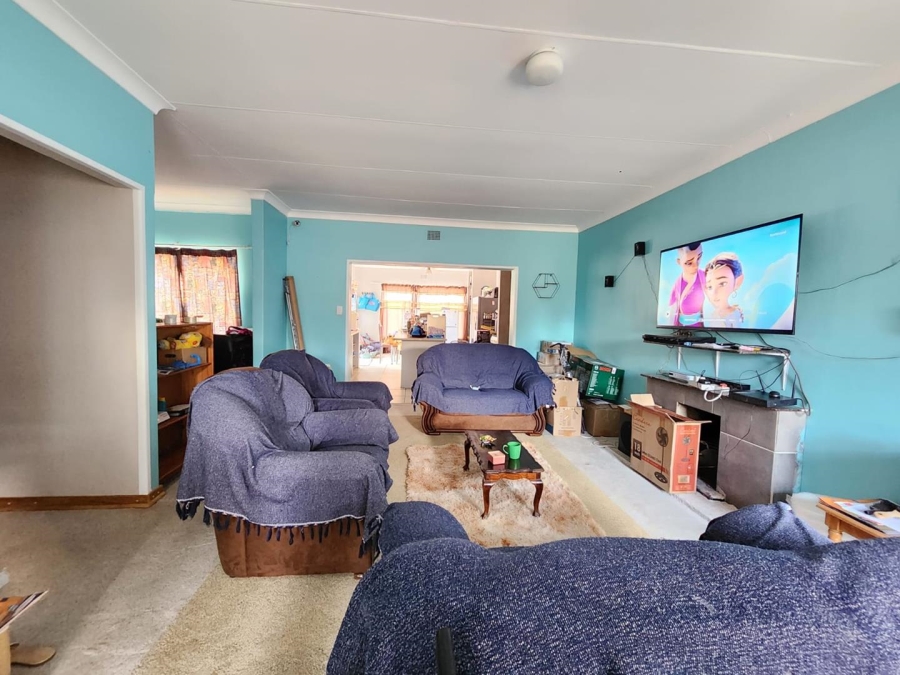 3 Bedroom Property for Sale in Heuwelsig Northern Cape